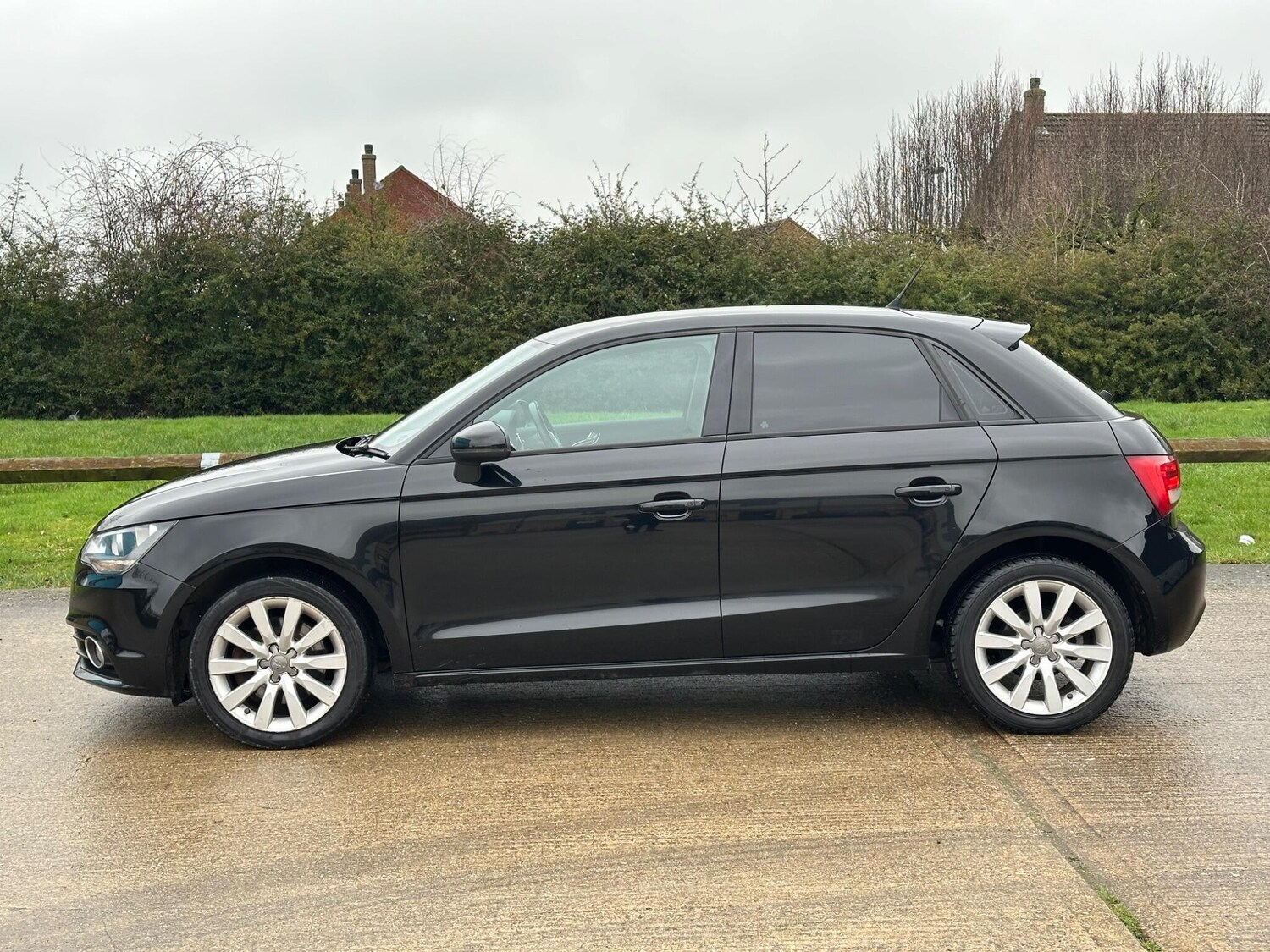 Used Audi A1 2013 for sale - 77611739: Photo 12