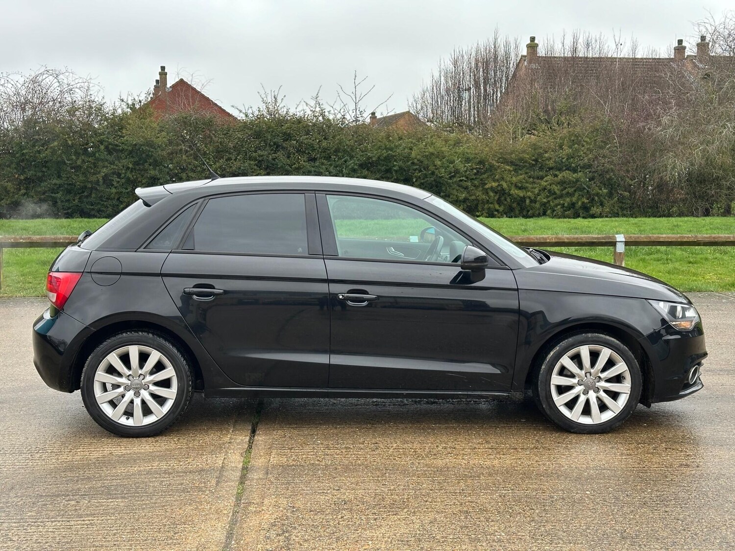 Used Audi A1 2013 for sale - 77611739: Photo 14