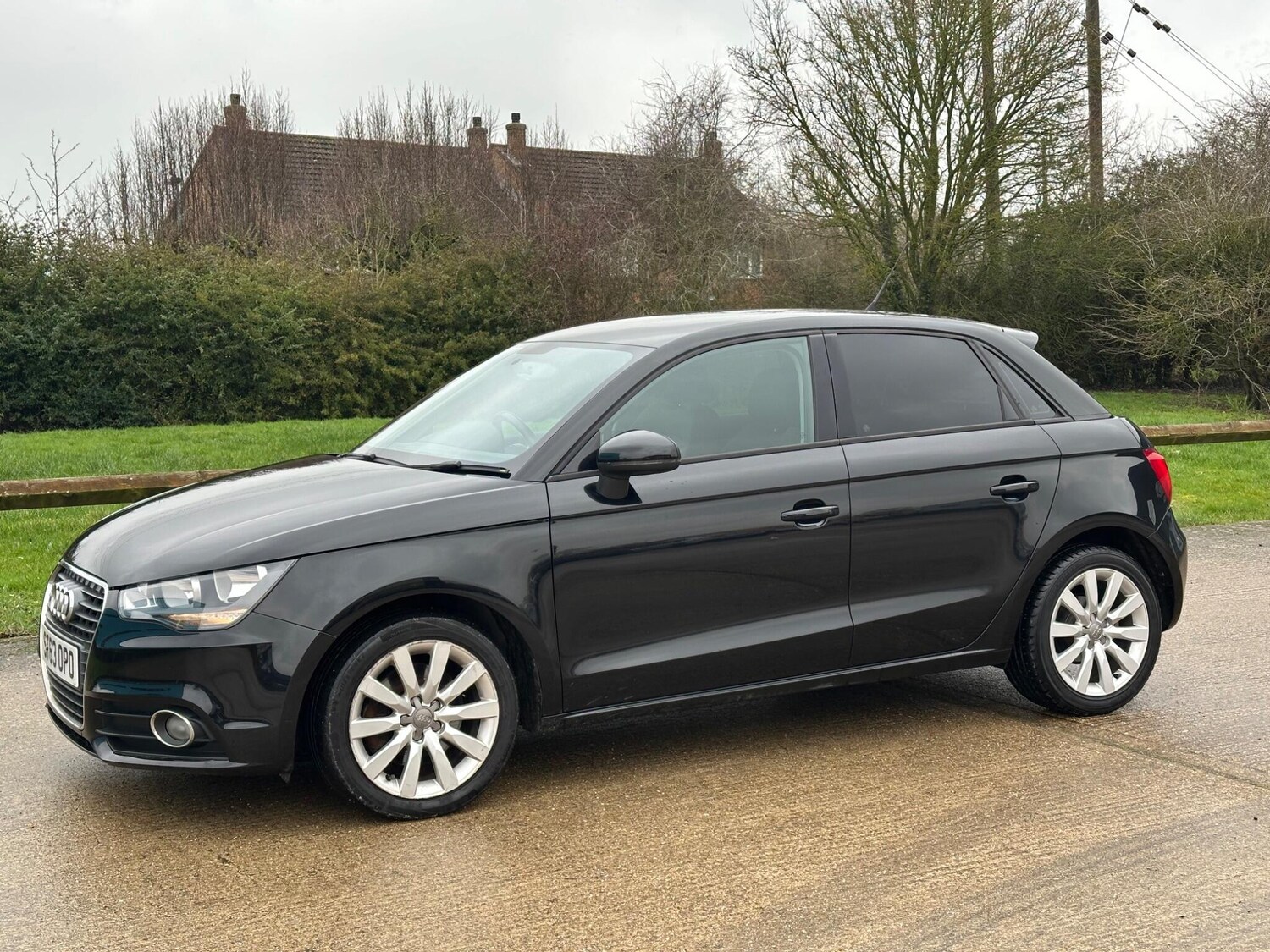 Used Audi A1 2013 for sale - 77611739: Photo 32
