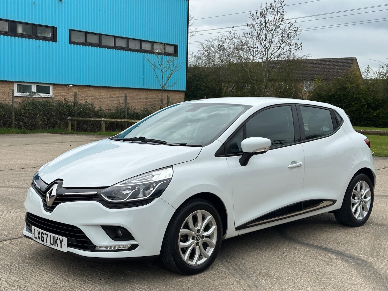 Used Renault Clio 2017 for sale - 78086635: Photo 10