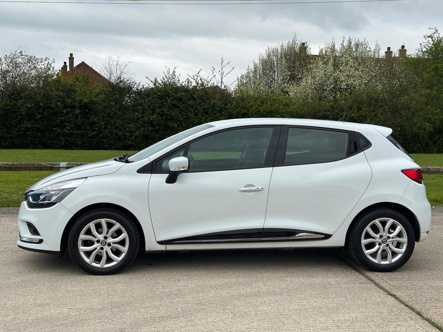 Used Renault Clio 2017 for sale - 78086635: Photo 14
