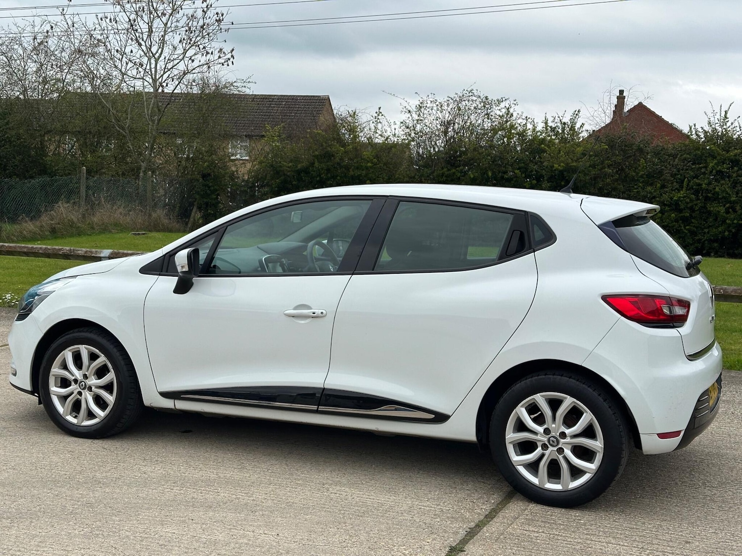 Used Renault Clio 2017 for sale - 78086635: Photo 15