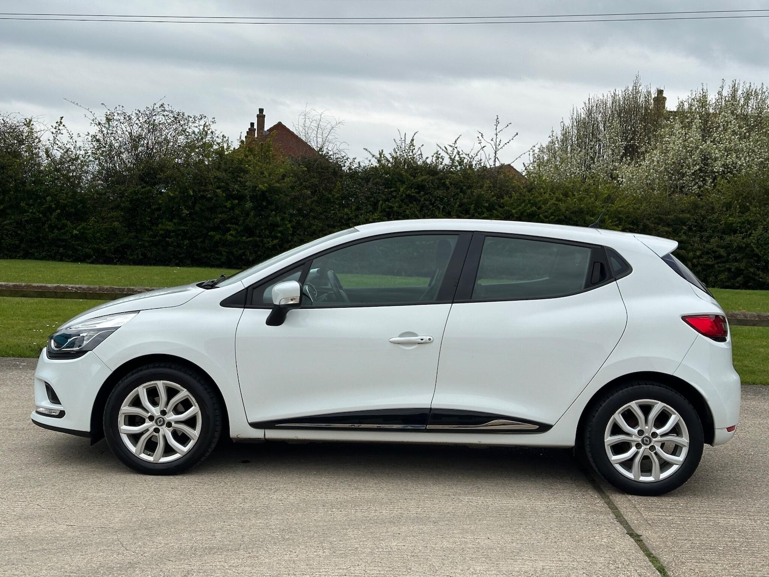 Used Renault Clio 2017 for sale - 78086635: Photo 16