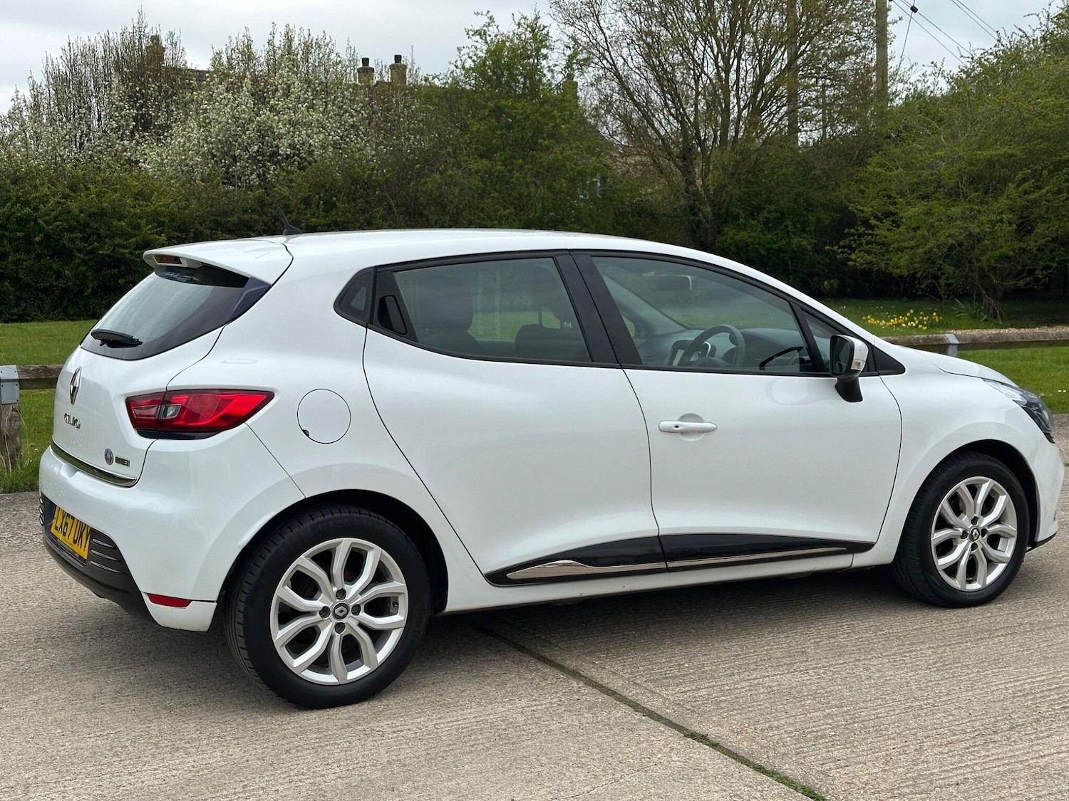 Used Renault Clio 2017 for sale - 78086635: Photo 21