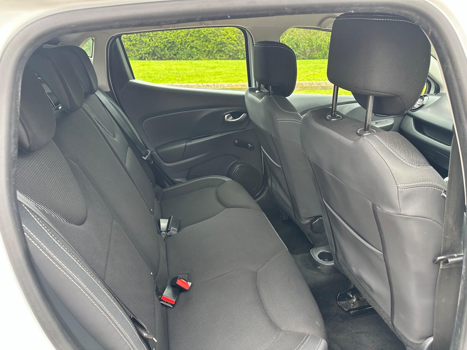 Used Renault Clio 2017 for sale - 78086635: Photo 38