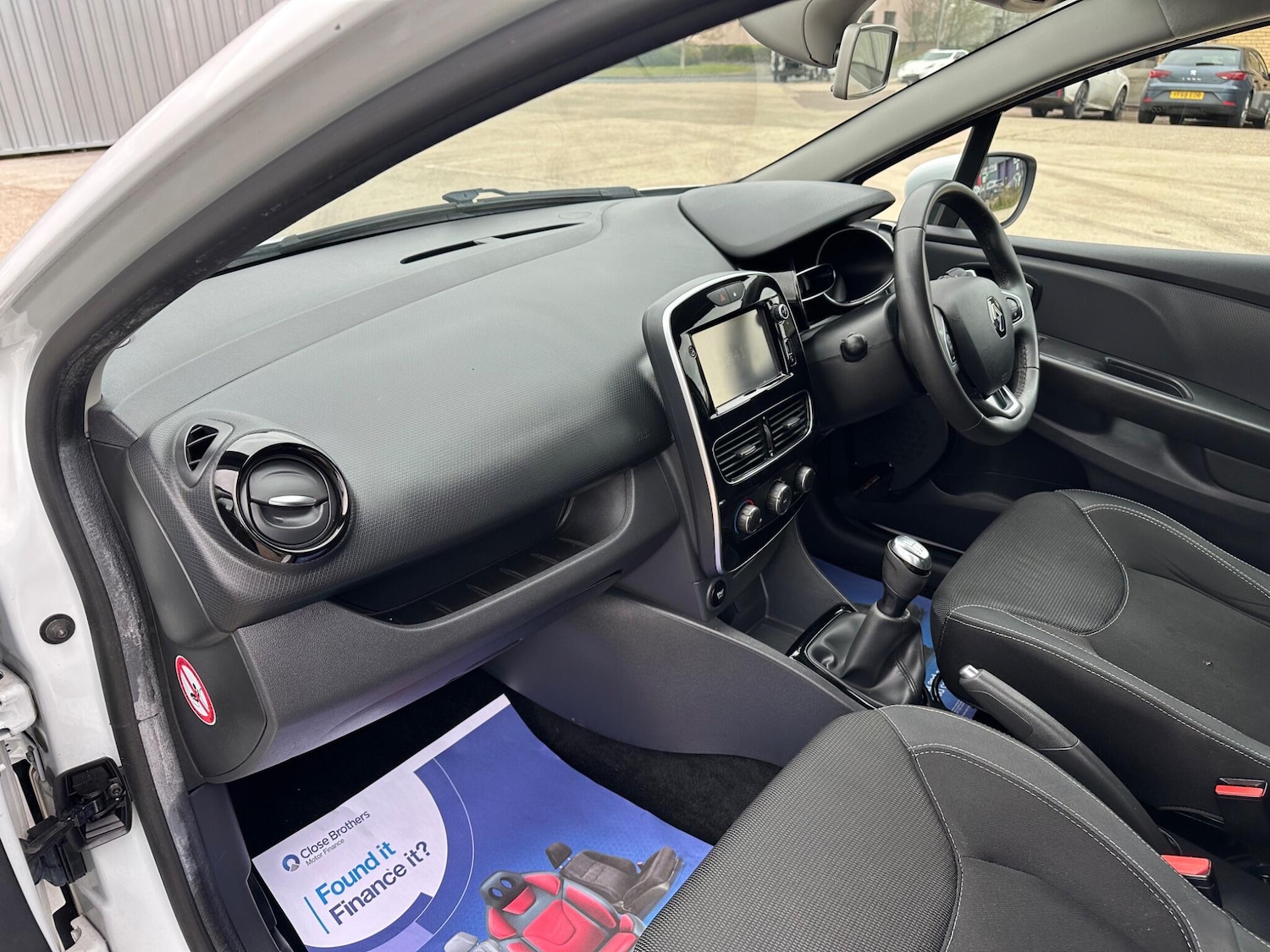 Used Renault Clio 2017 for sale - 78086635: Photo 50