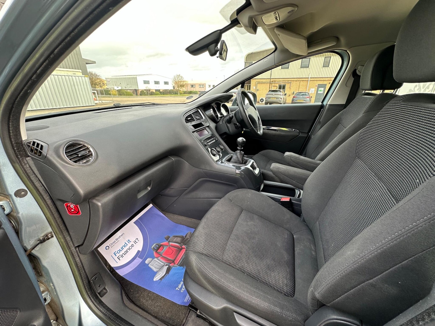 Used Peugeot 5008 2012 for sale - 77647129: Photo 25