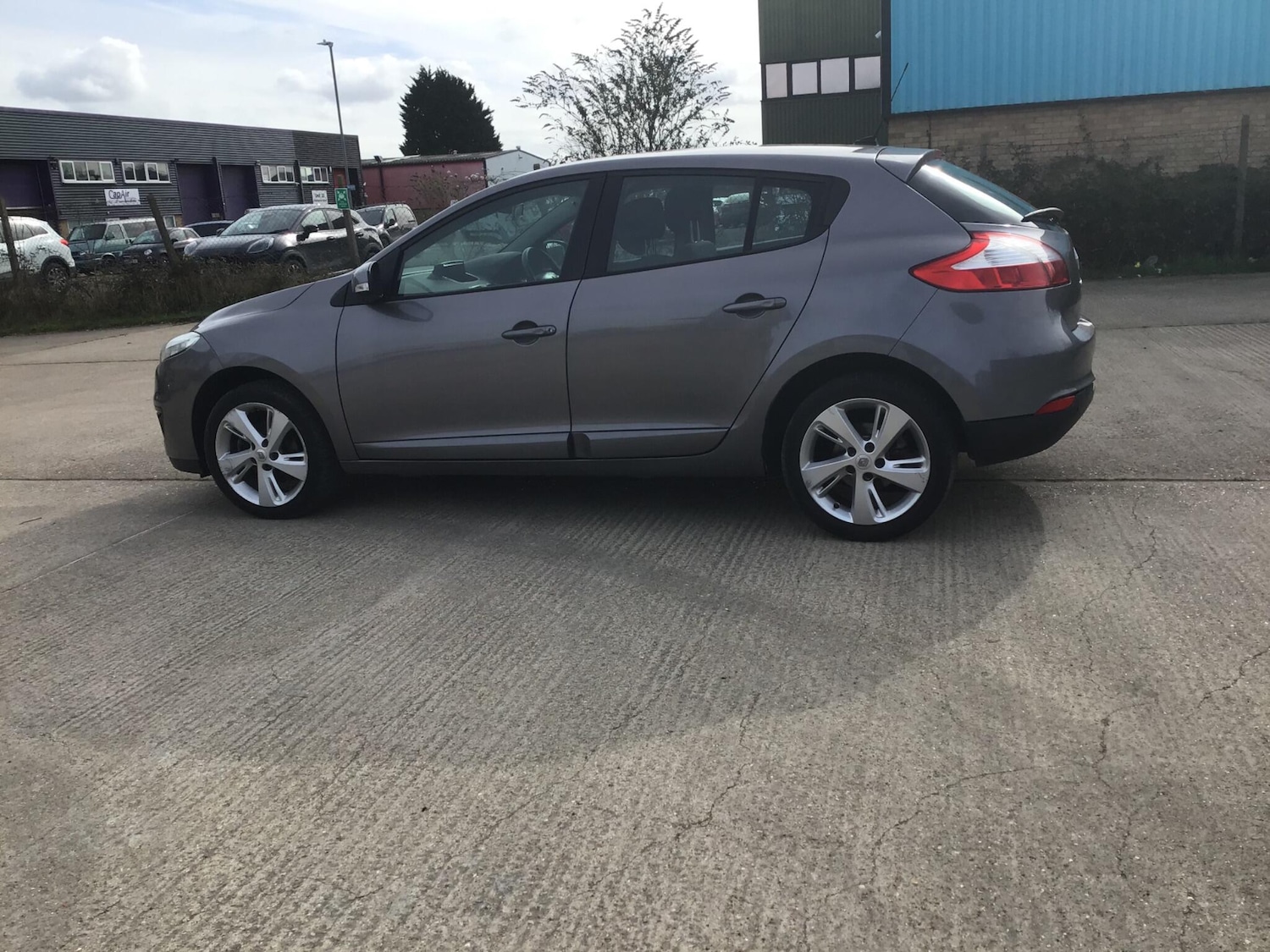 Used Renault Megane 2012 for sale - 77882535: Photo 15