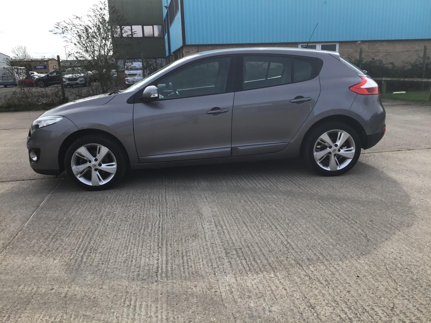 Used Renault Megane 2012 for sale - 77882535: Photo 17