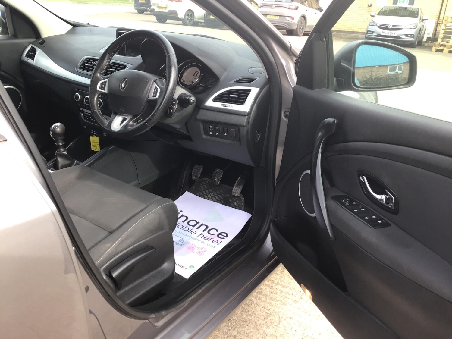 Used Renault Megane 2012 for sale - 77882535: Photo 48