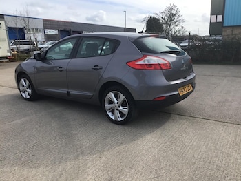 Used Renault Megane 2012 for sale - 77882535: Photo