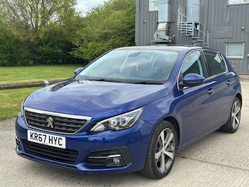 Used Peugeot 308 2017 for sale - 79389628: Photo