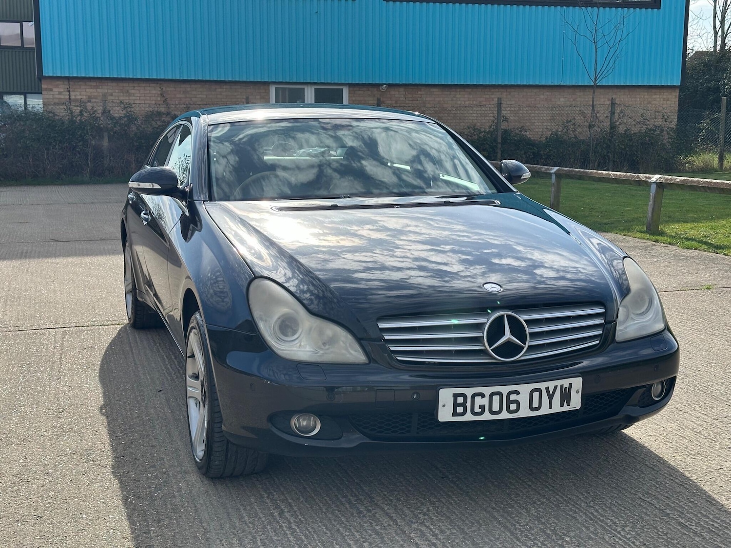 Used Mercedes-Benz CLS 2006 for sale - 77737876: Photo 5