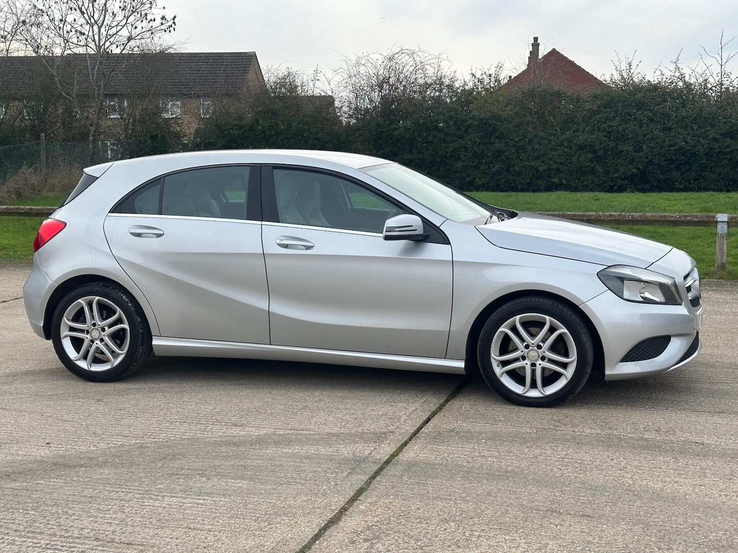 Used Mercedes-Benz A-Class 2015 for sale - 77612601: Photo 18