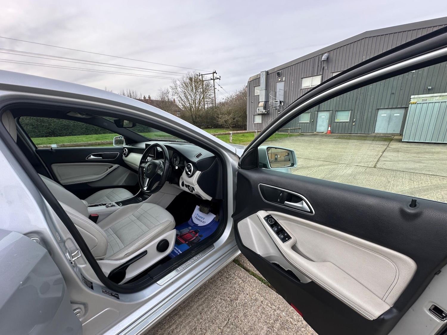 Used Mercedes-Benz A-Class 2015 for sale - 77612601: Photo 28