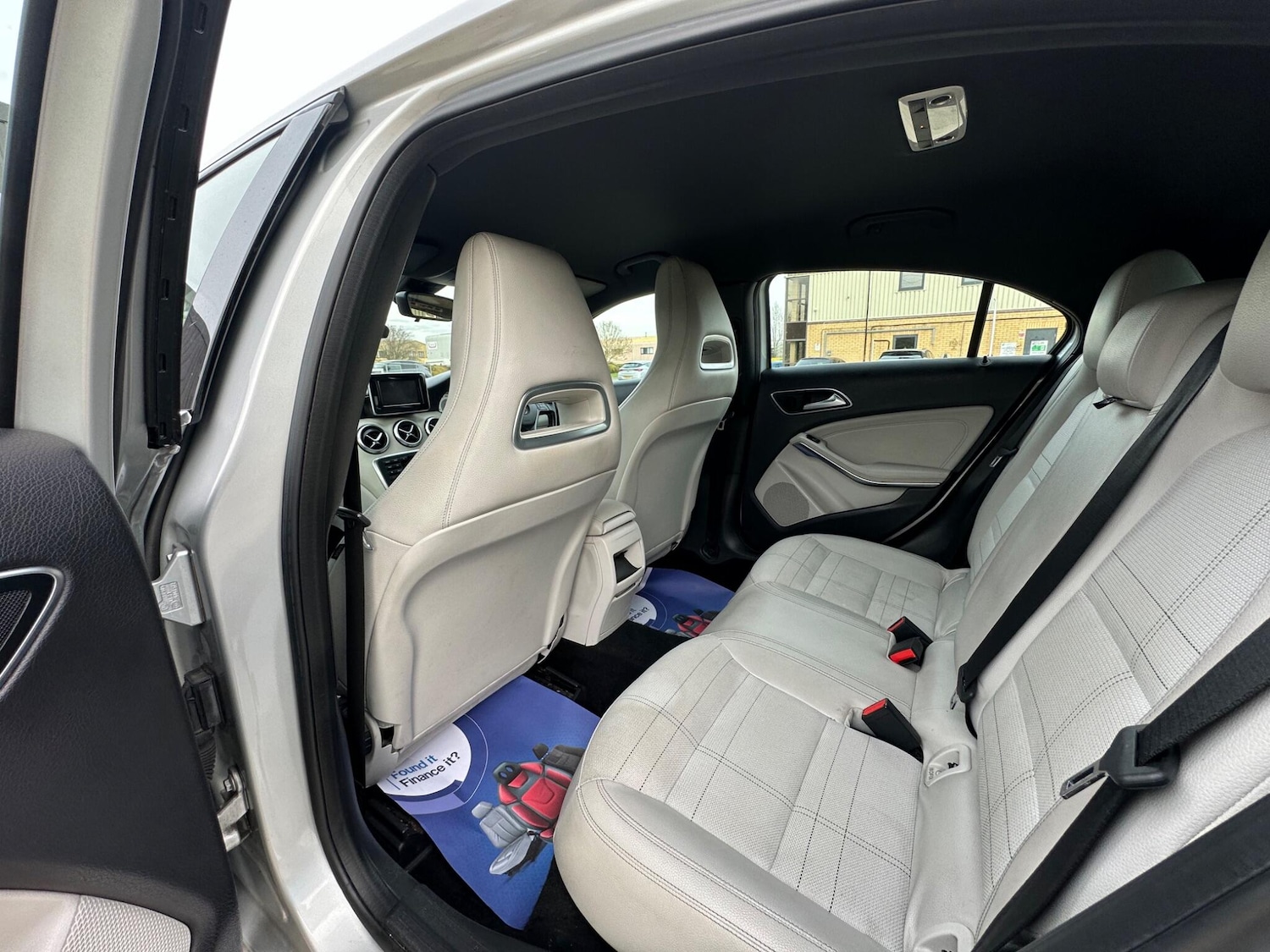 Used Mercedes-Benz A-Class 2015 for sale - 77612601: Photo 36