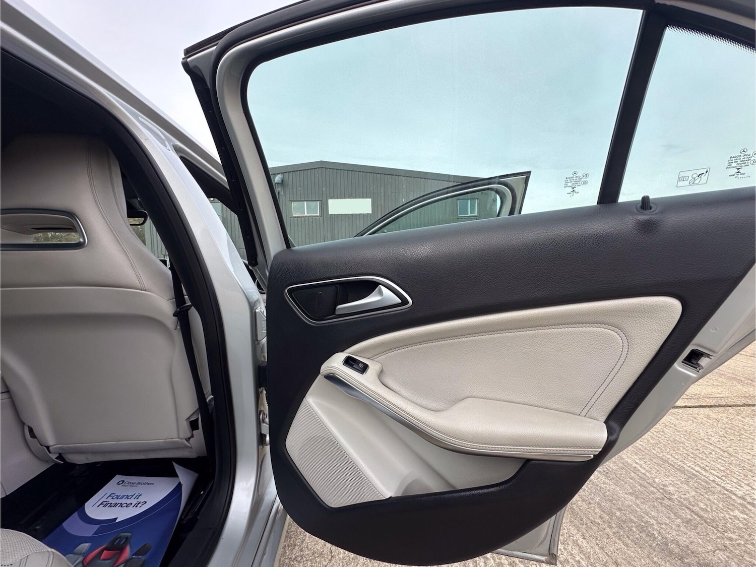 Used Mercedes-Benz A-Class 2015 for sale - 77612601: Photo 39