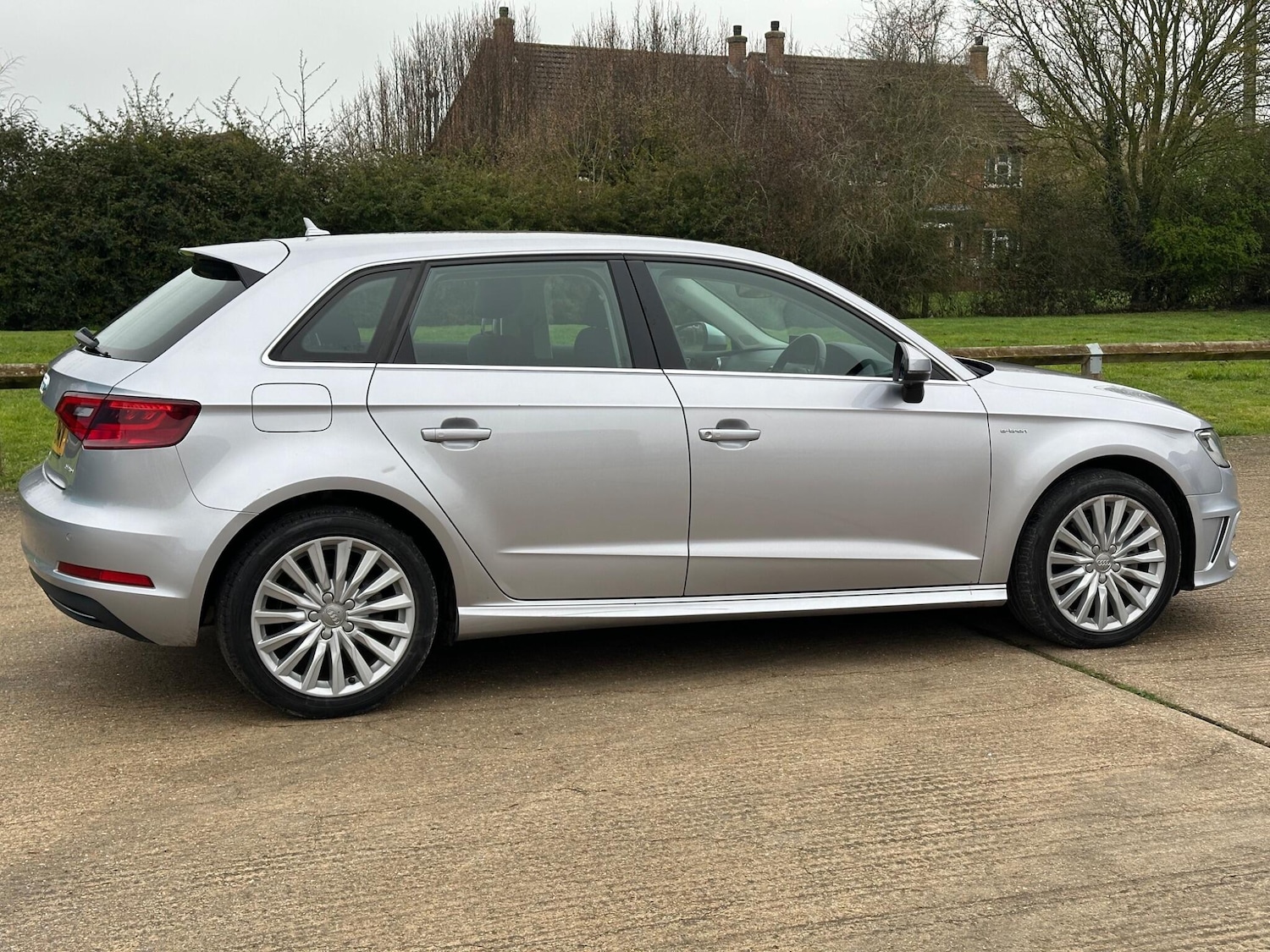 Used Audi A3 2016 for sale - 77793971: Photo 8