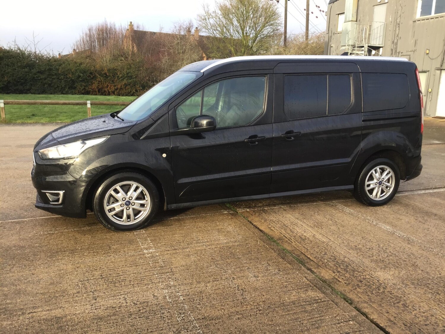 Used Ford Grand Tourneo Connect 2020 for sale - 77613799: Photo 20