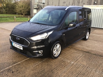 Used Ford Grand Tourneo Connect 2020 for sale - 77613799: Photo
