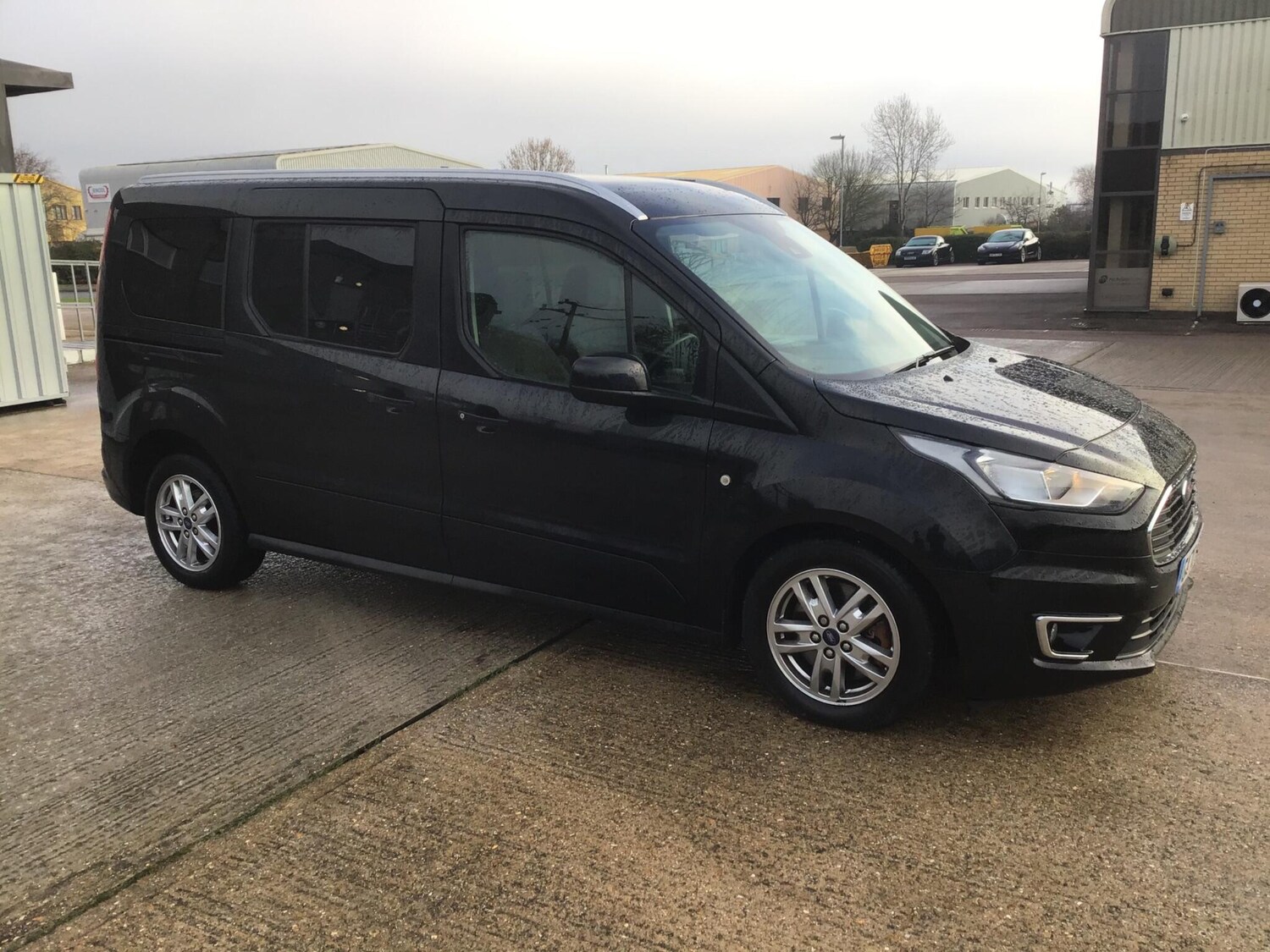 Used Ford Grand Tourneo Connect 2020 for sale - 77613799: Photo 7