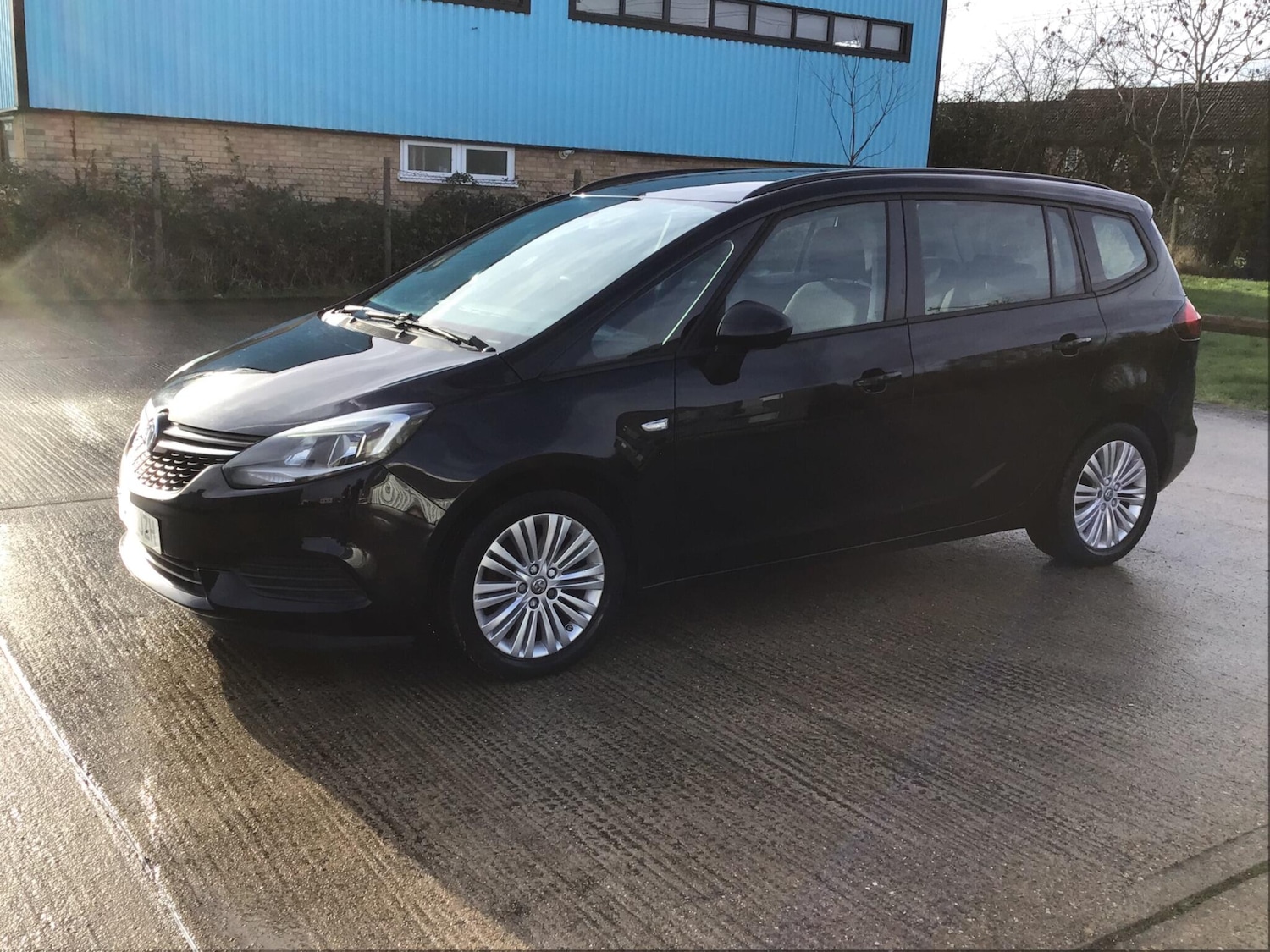 Used Vauxhall Zafira Tourer 2017 for sale - 78048190: Photo 11
