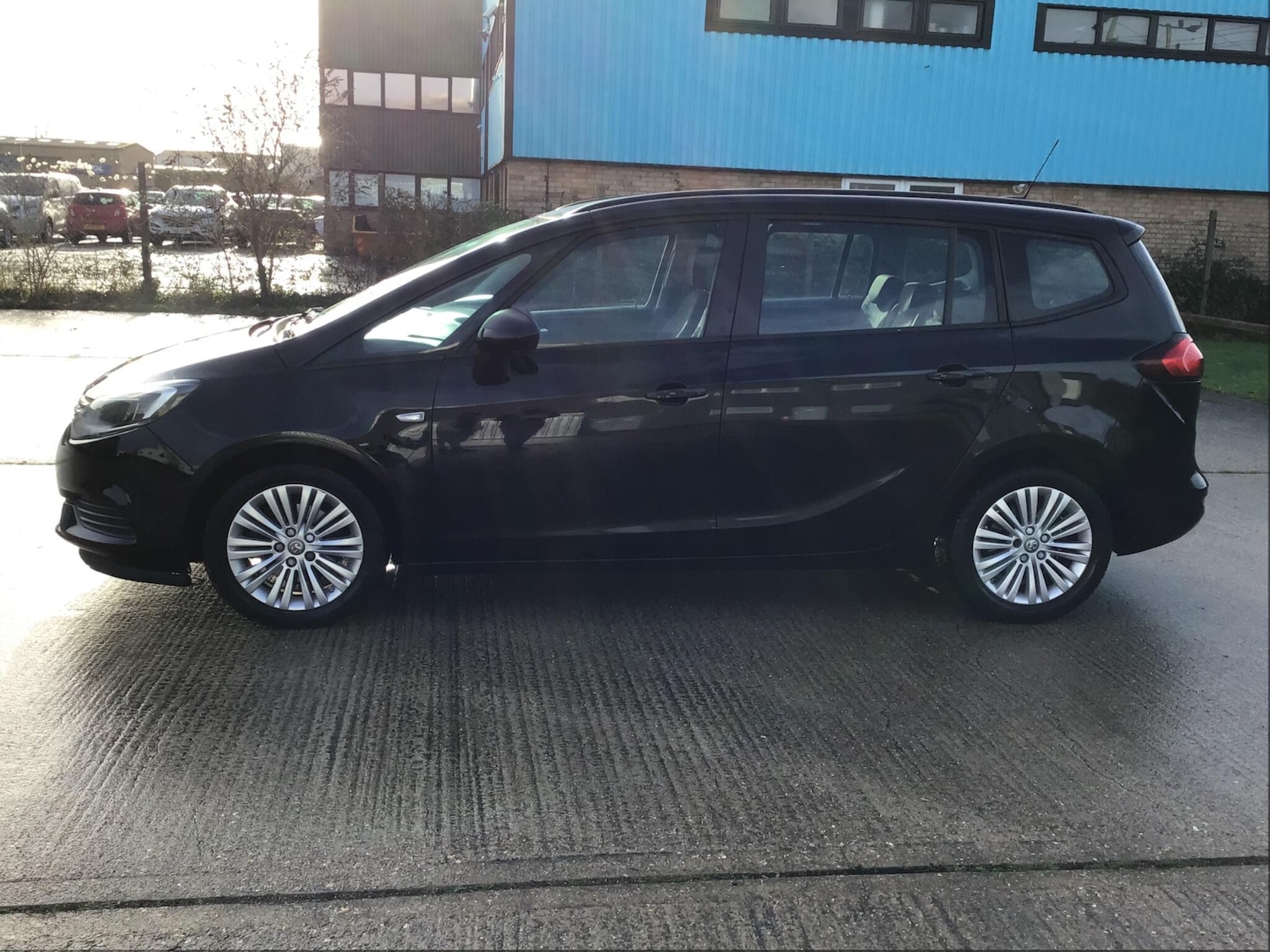 Used Vauxhall Zafira Tourer 2017 for sale - 78048190: Photo 16