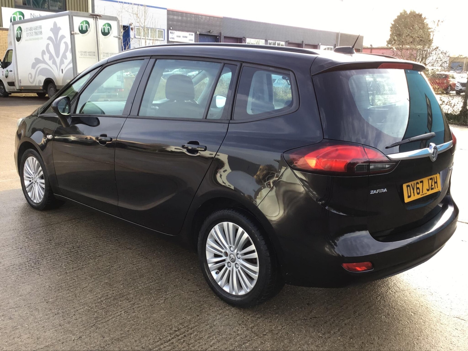 Used Vauxhall Zafira Tourer 2017 for sale - 78048190: Photo 3