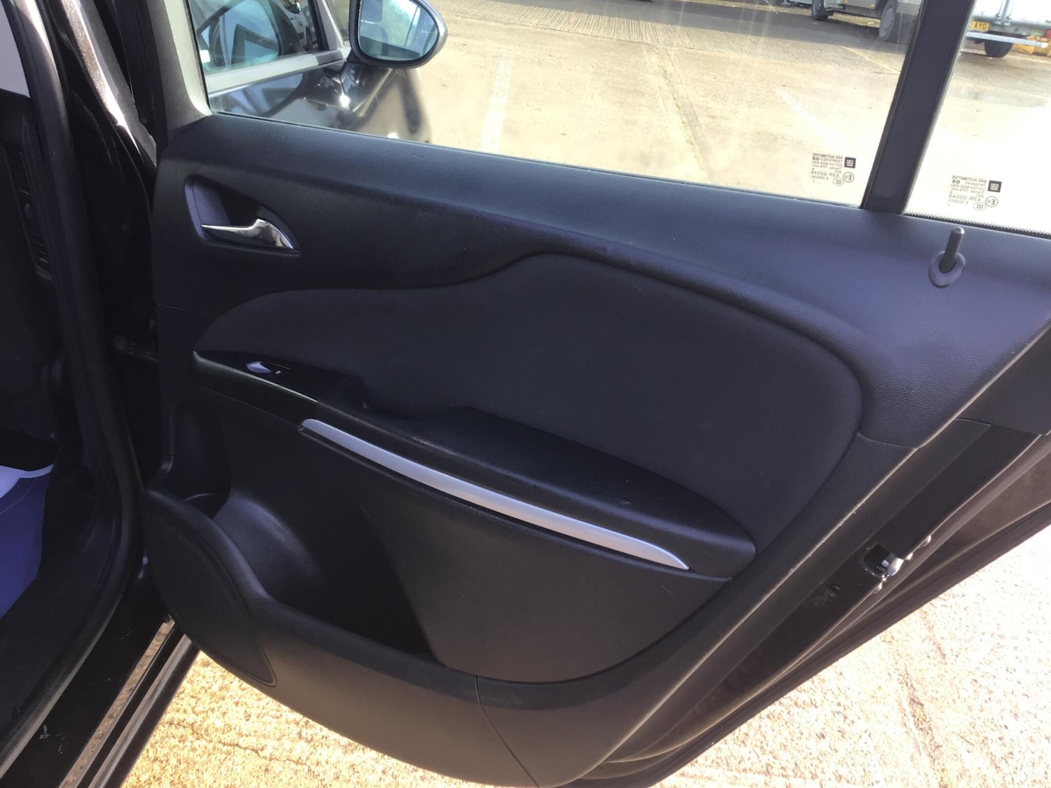 Used Vauxhall Zafira Tourer 2017 for sale - 78048190: Photo 37