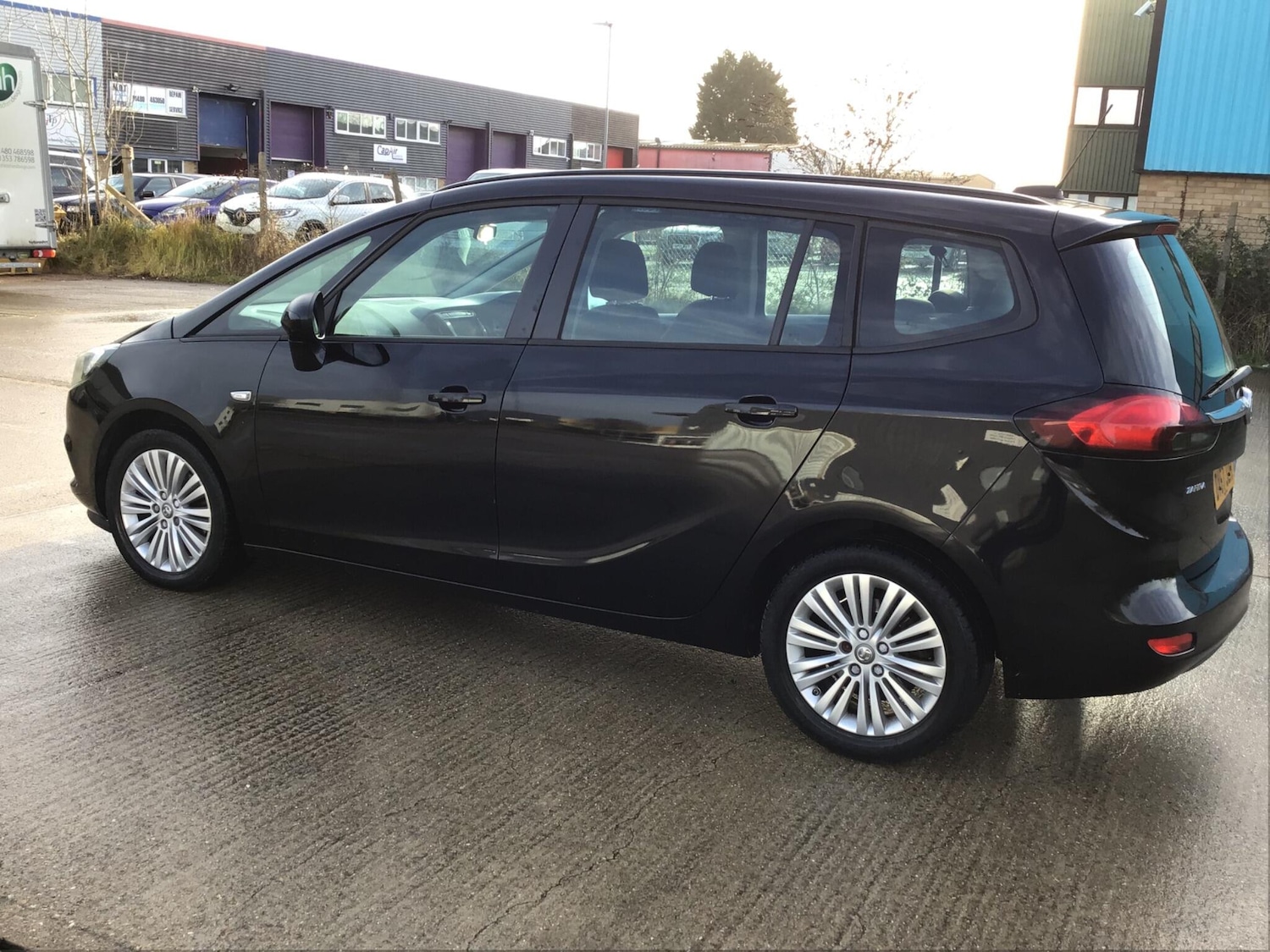Used Vauxhall Zafira Tourer 2017 for sale - 78048190: Photo 4