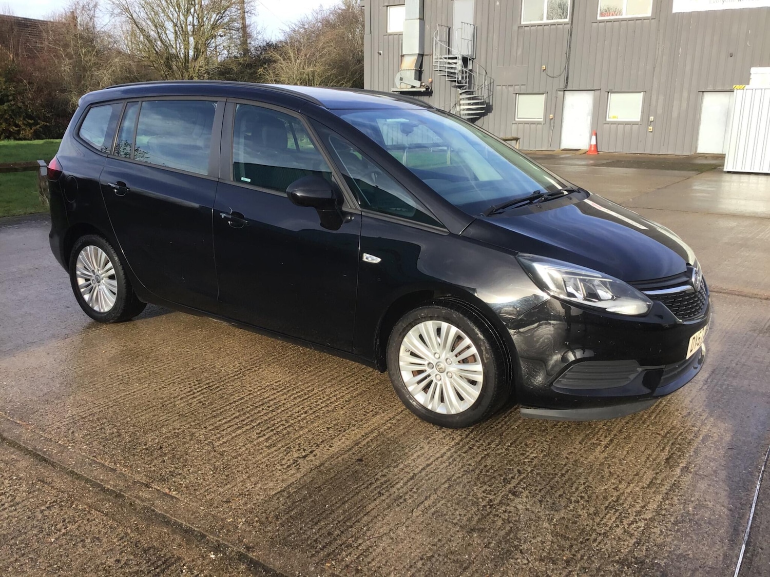 Used Vauxhall Zafira Tourer 2017 for sale - 78048190: Photo 7