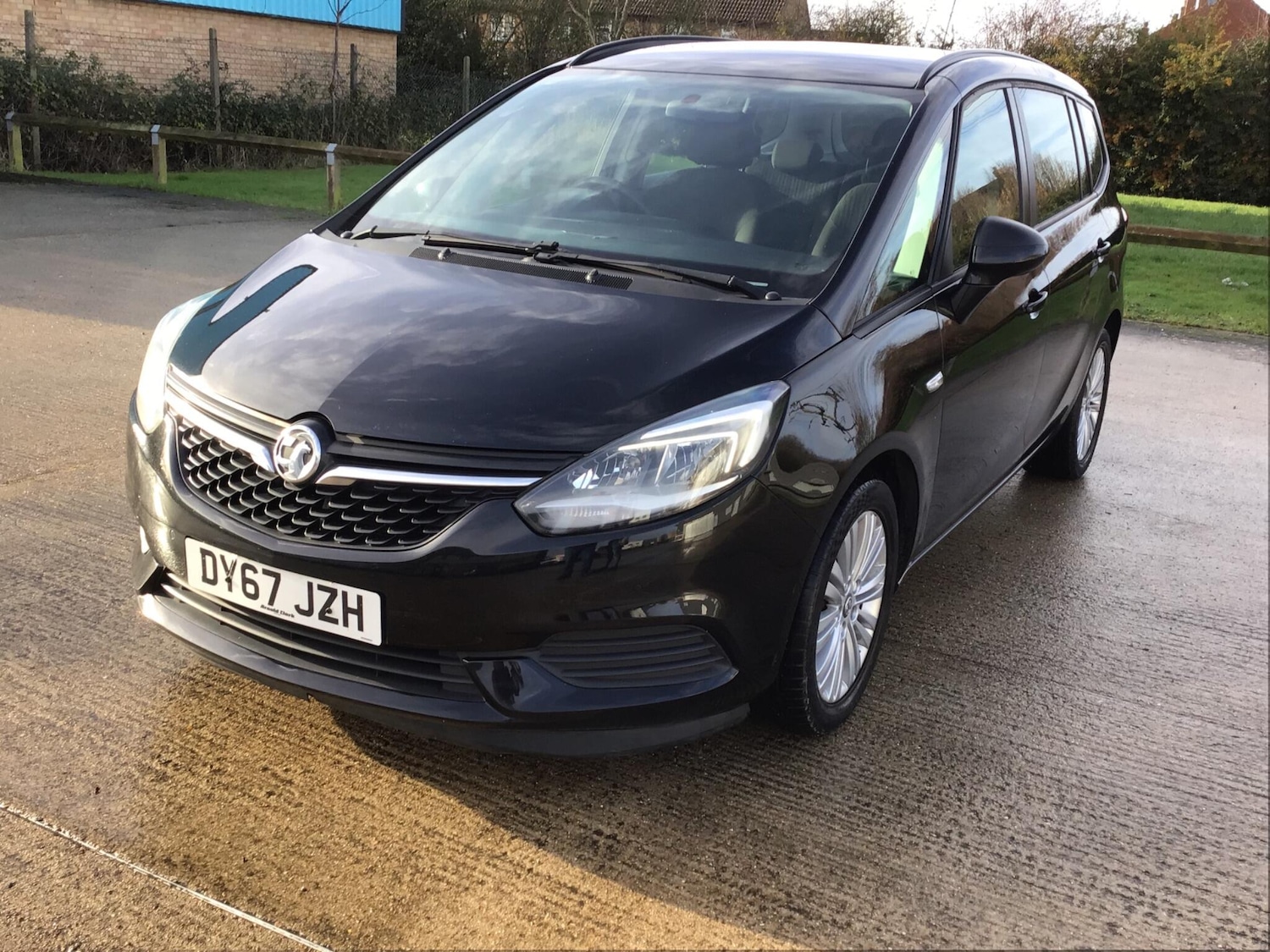 Used Vauxhall Zafira Tourer 2017 for sale - 78048190: Photo 9
