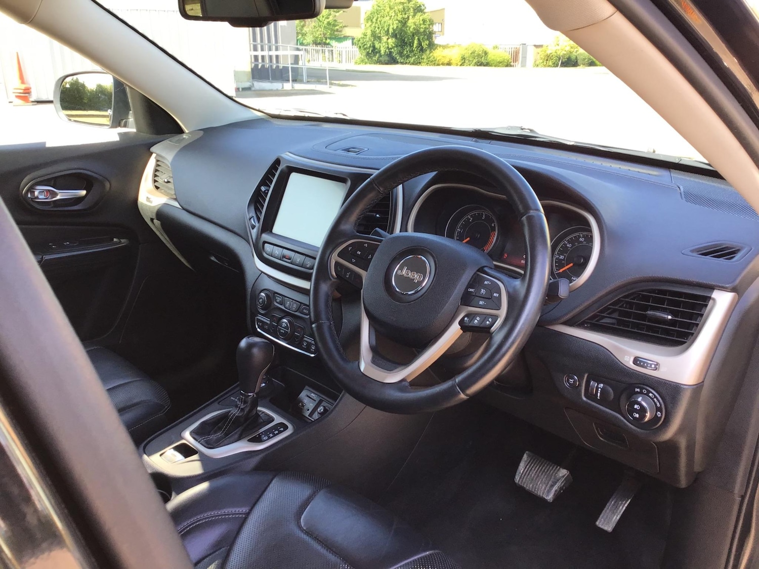 Used Jeep Cherokee 2016 for sale - 77613793: Photo 23