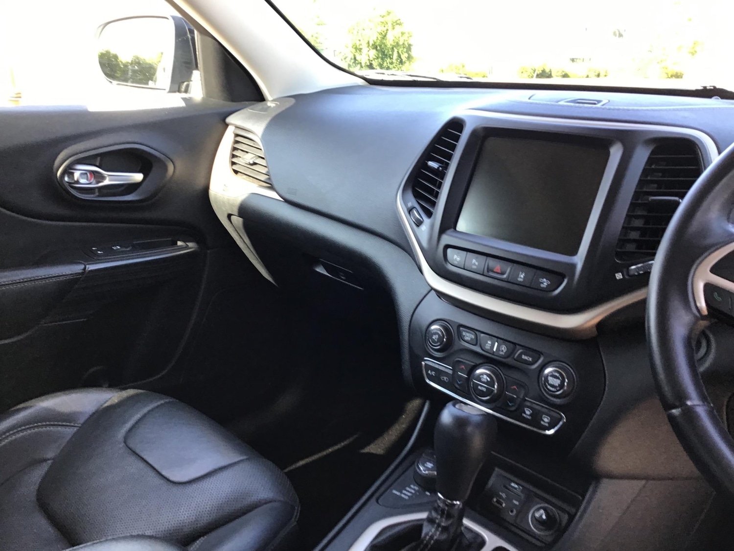 Used Jeep Cherokee 2016 for sale - 77613793: Photo 30