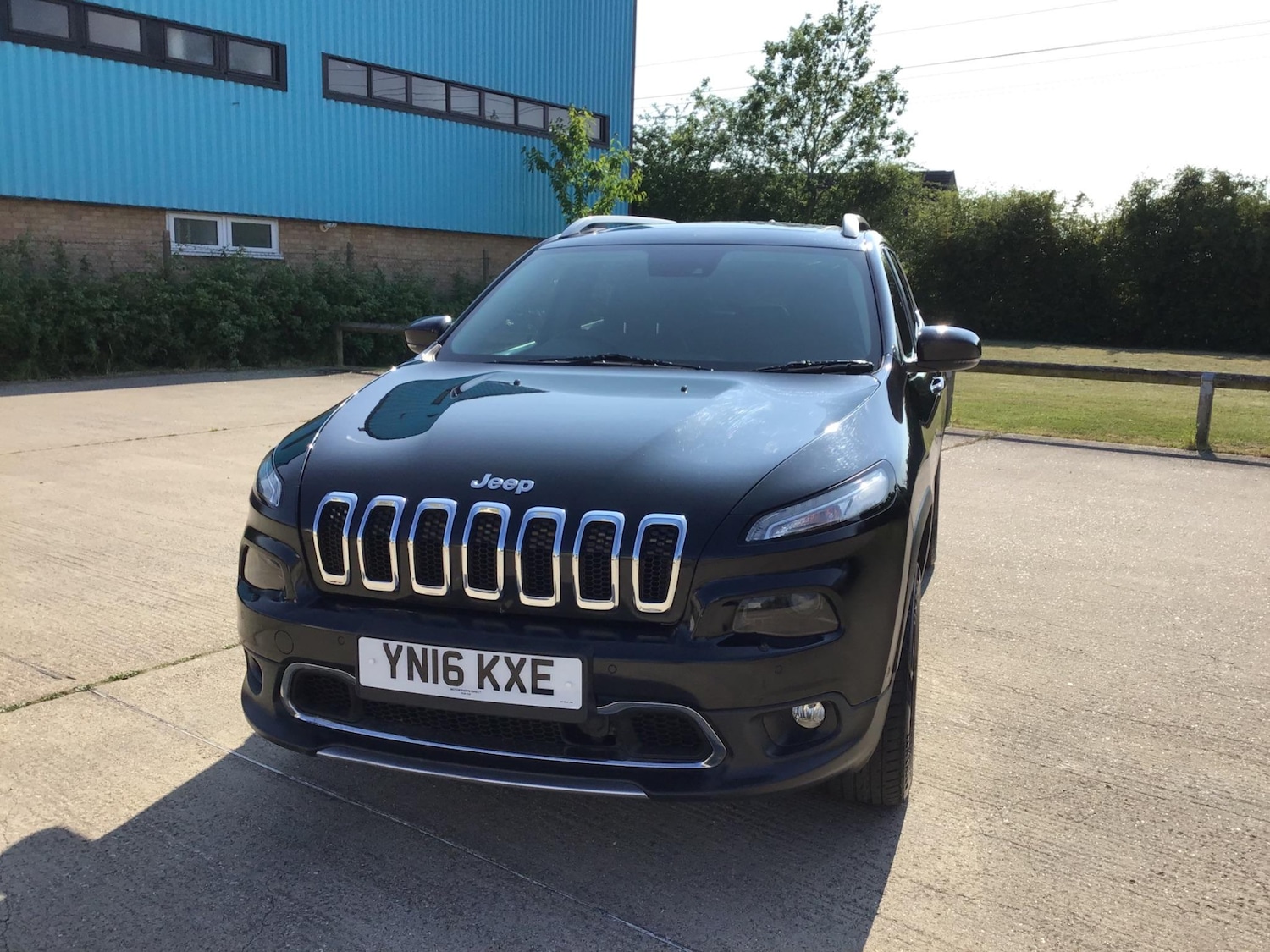 Used Jeep Cherokee 2016 for sale - 77613793: Photo 4