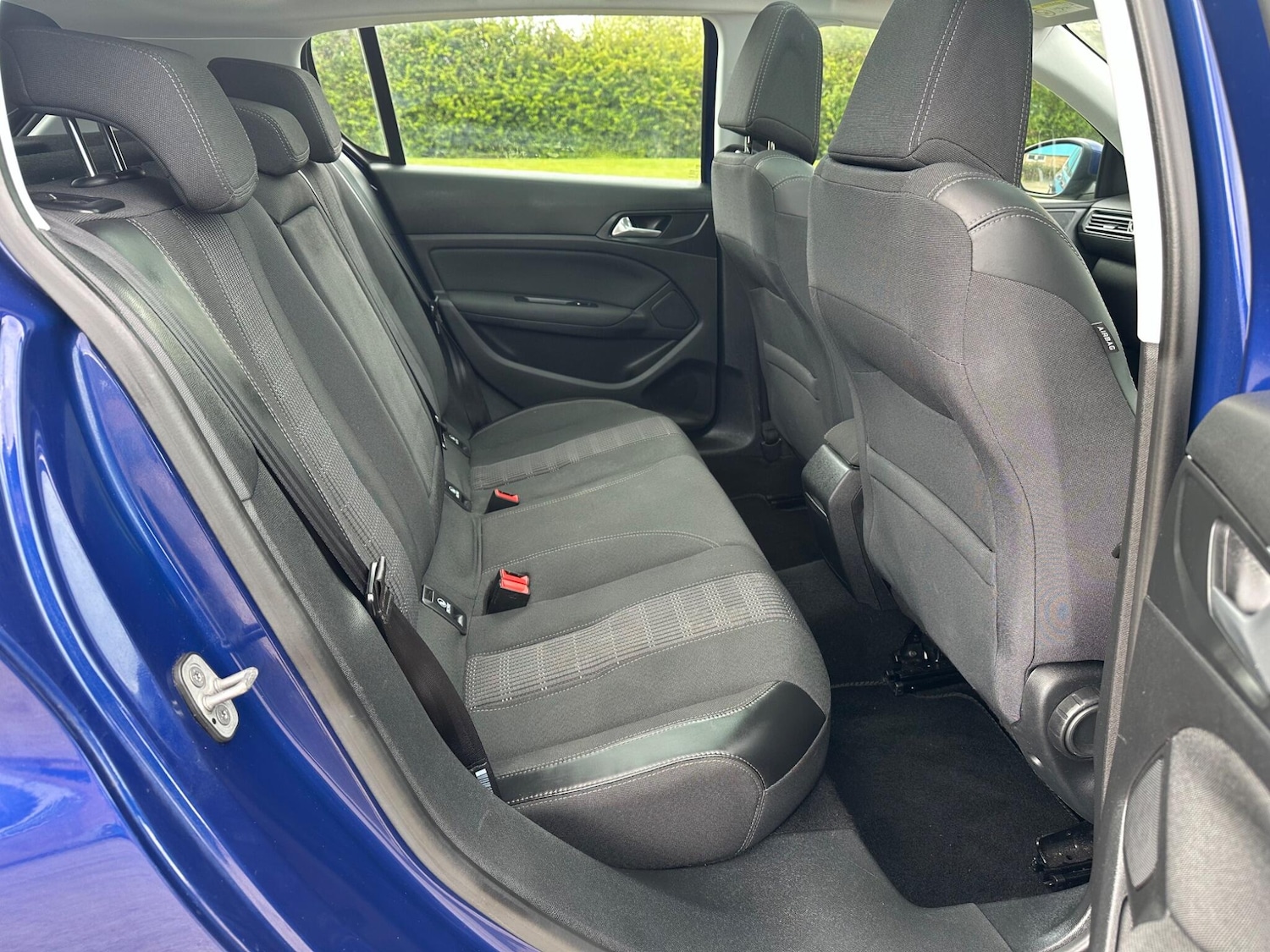 Used Peugeot 308 for sale - 78136346: Photo 32