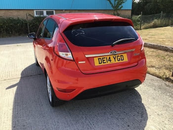 Used Ford Fiesta 2014 for sale - 79472323: Photo