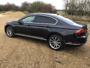 Used Volkswagen Passat 2015 for sale - 77613806: Photo