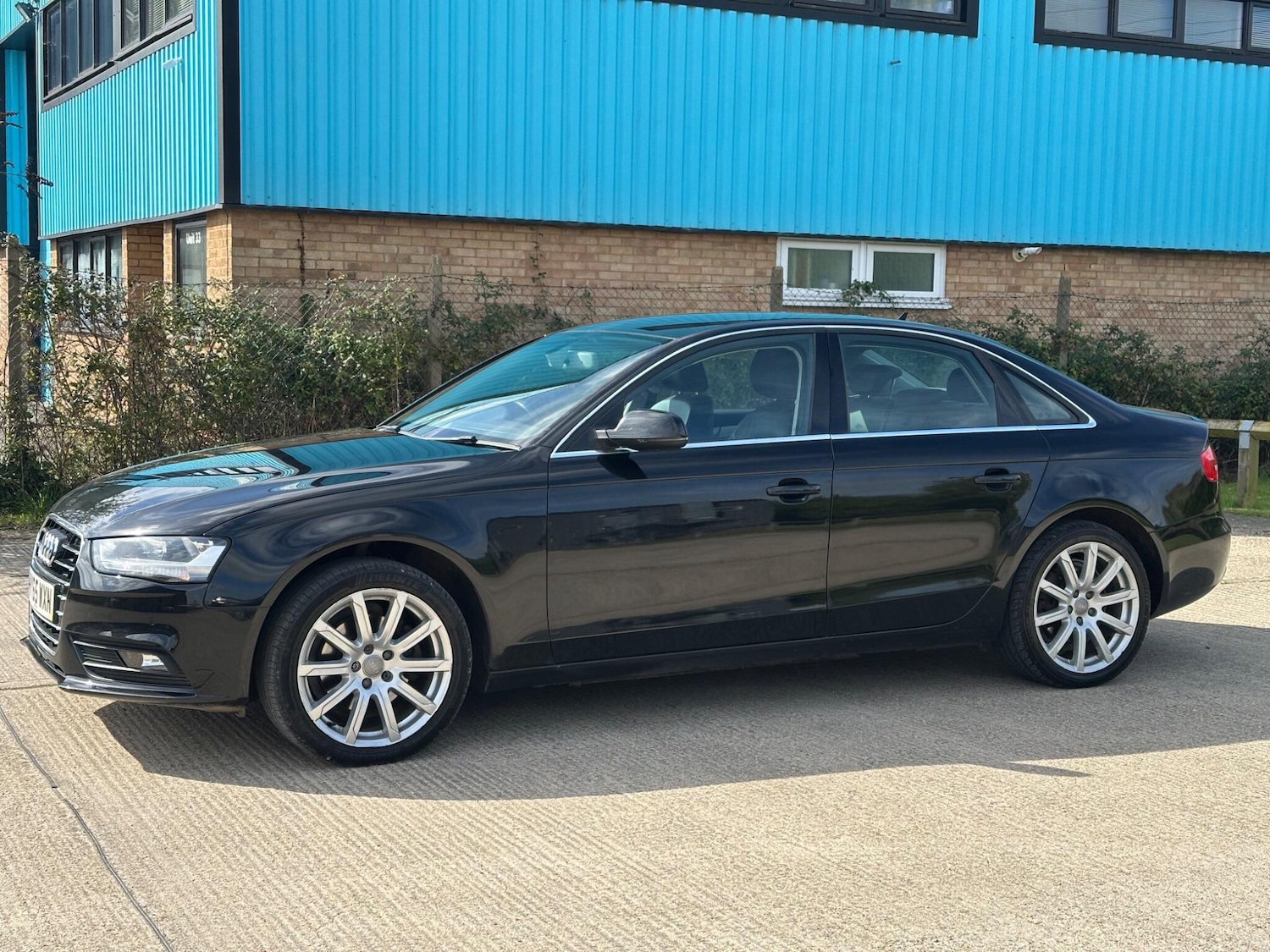 Used Audi A4 for sale - 78135593: Photo 5