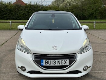 Used Peugeot 208 2013 for sale - 78127904: Photo