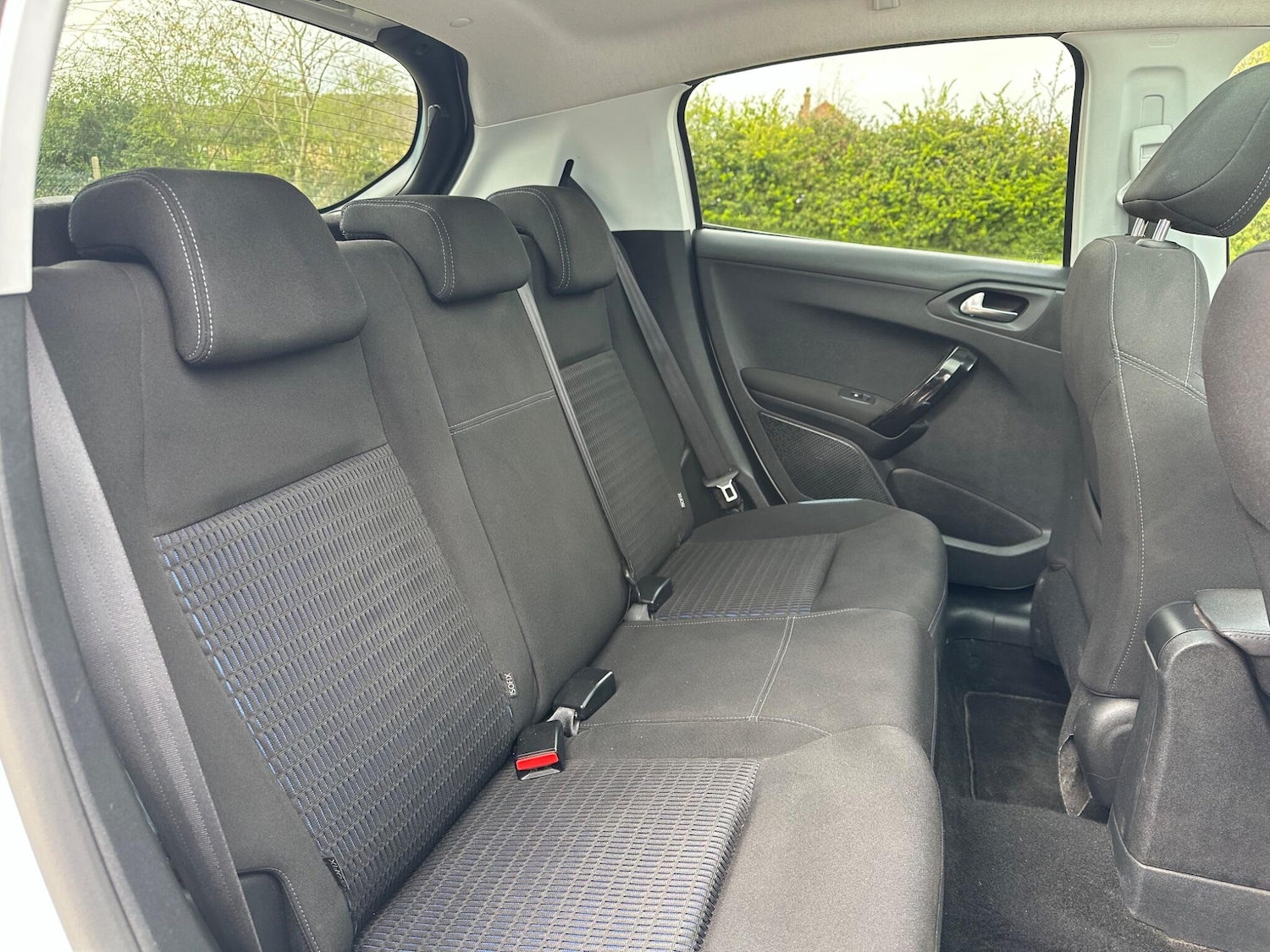 Used Peugeot 208 for sale - 78127904: Photo 33