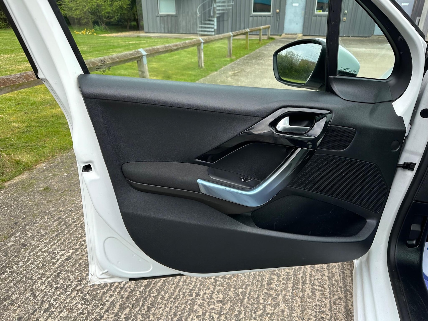 Used Peugeot 208 for sale - 78127904: Photo 40