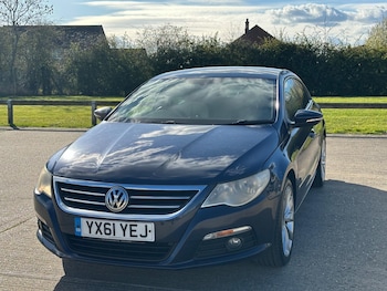 Used Volkswagen Passat 2011 for sale - 79389631: Photo