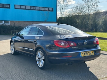 Used Volkswagen Passat 2011 for sale - 79389631: Photo