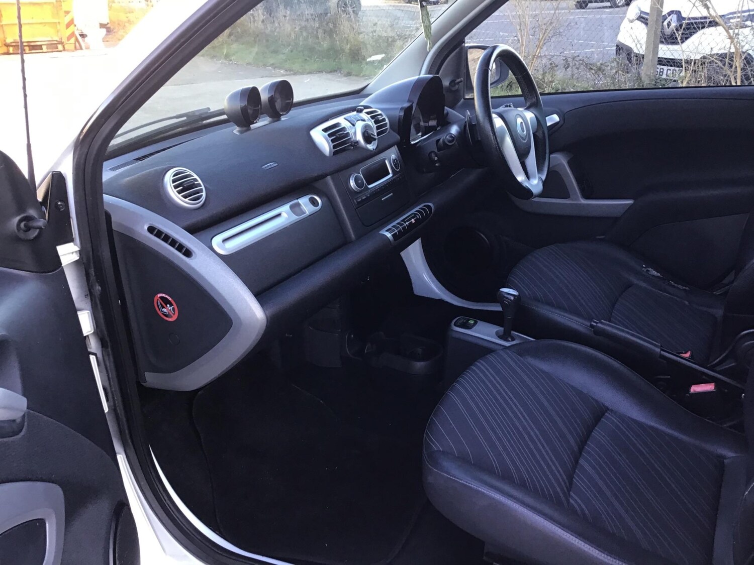 Used smart fortwo 2014 for sale - 77613801: Photo 27