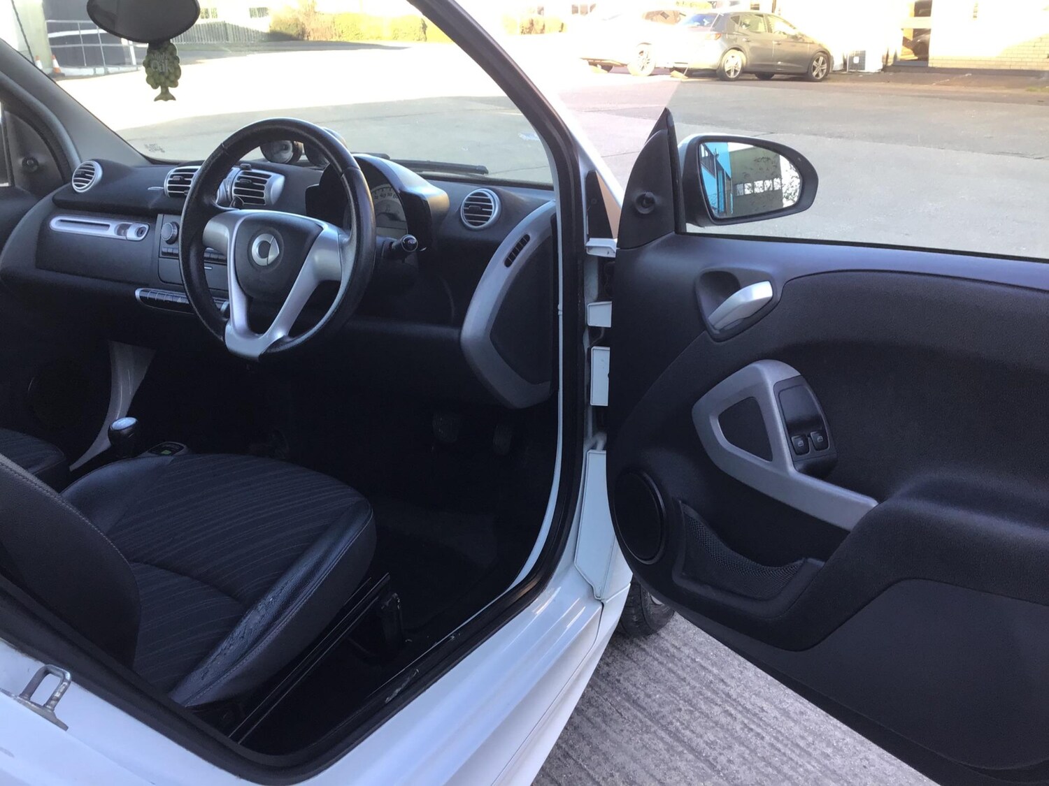 Used smart fortwo 2014 for sale - 77613801: Photo 28