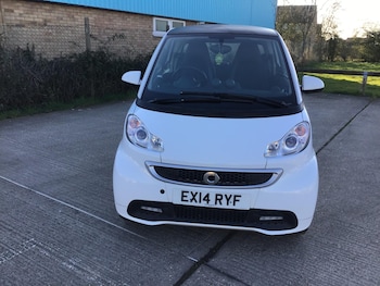 Used smart fortwo 2014 for sale - 77613801: Photo