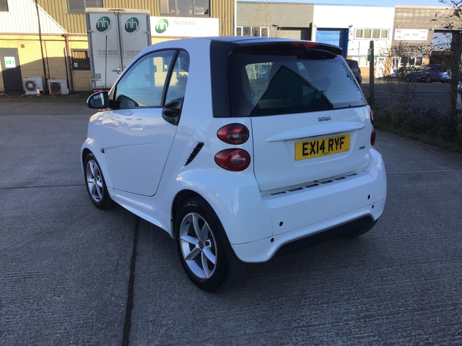 Used smart fortwo 2014 for sale - 77613801: Photo 4