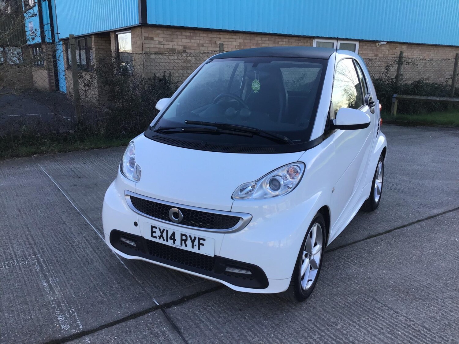 Used smart fortwo 2014 for sale - 77613801: Photo 9