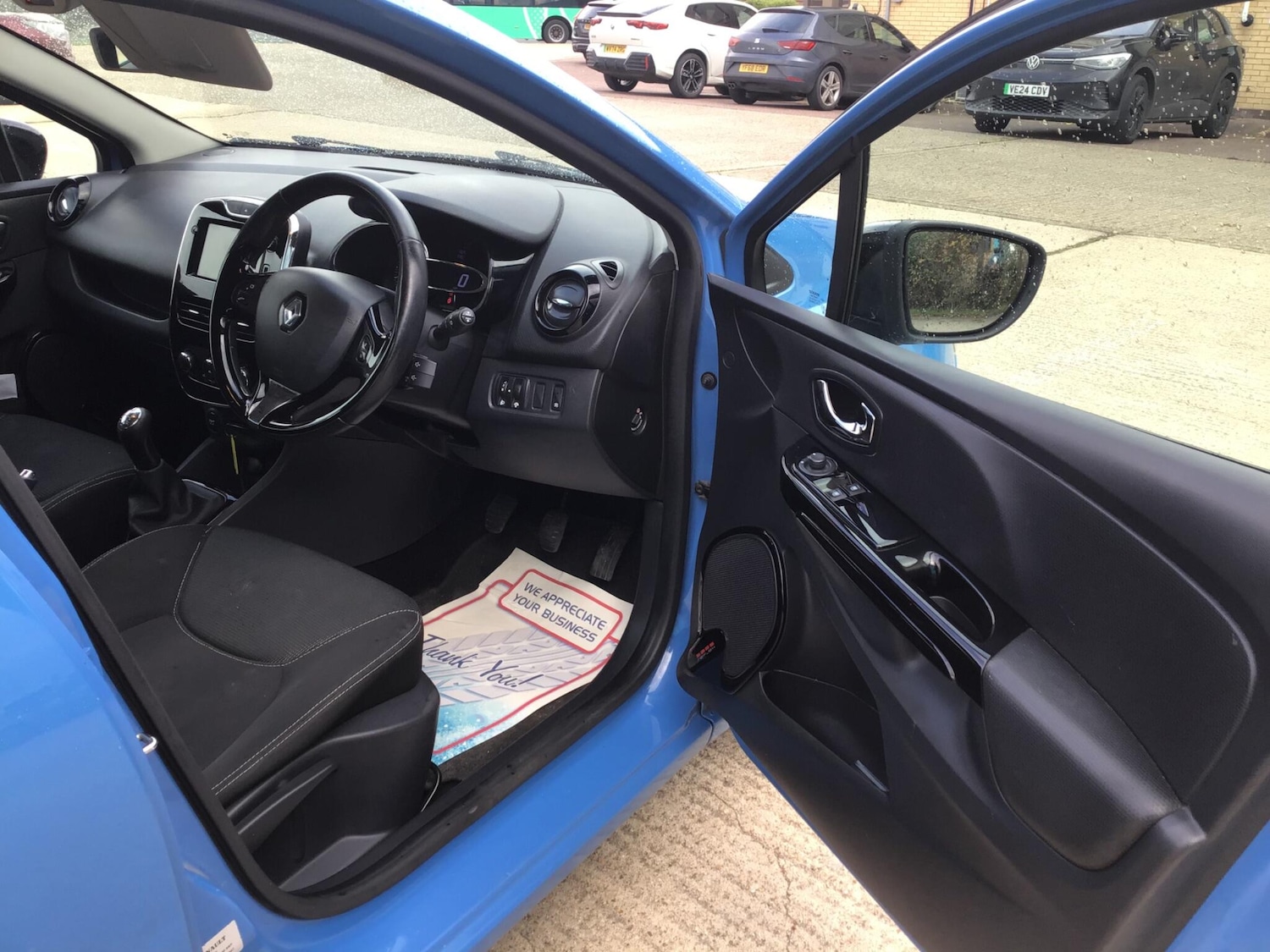 Used Renault Clio 2013 for sale - 77613794: Photo 24